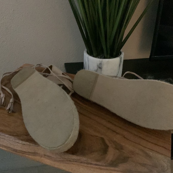 Lace up platform sandals - Picture 4 of 4